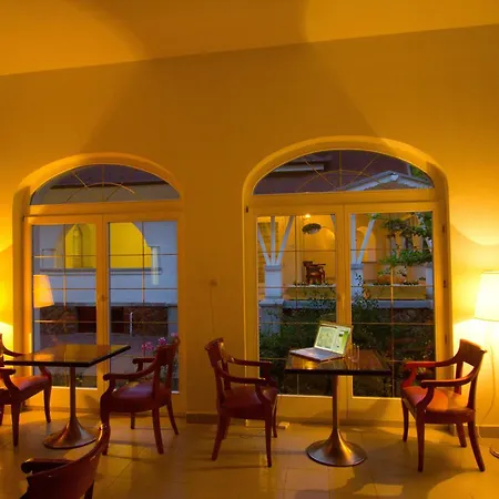 Partvilla Hotel 2*