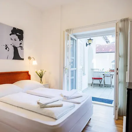 Partvilla 2* Balatonboglár