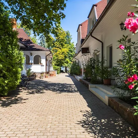 Partvilla Balatonboglár